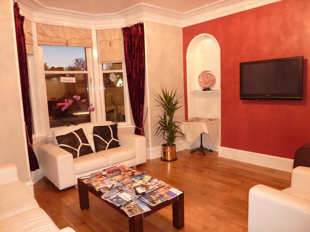 Alba Guest House Абърдийн Екстериор снимка